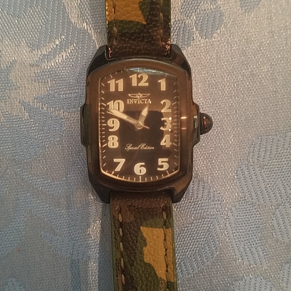 REDUCED***Invicta Womans Watch Set-Special Edition